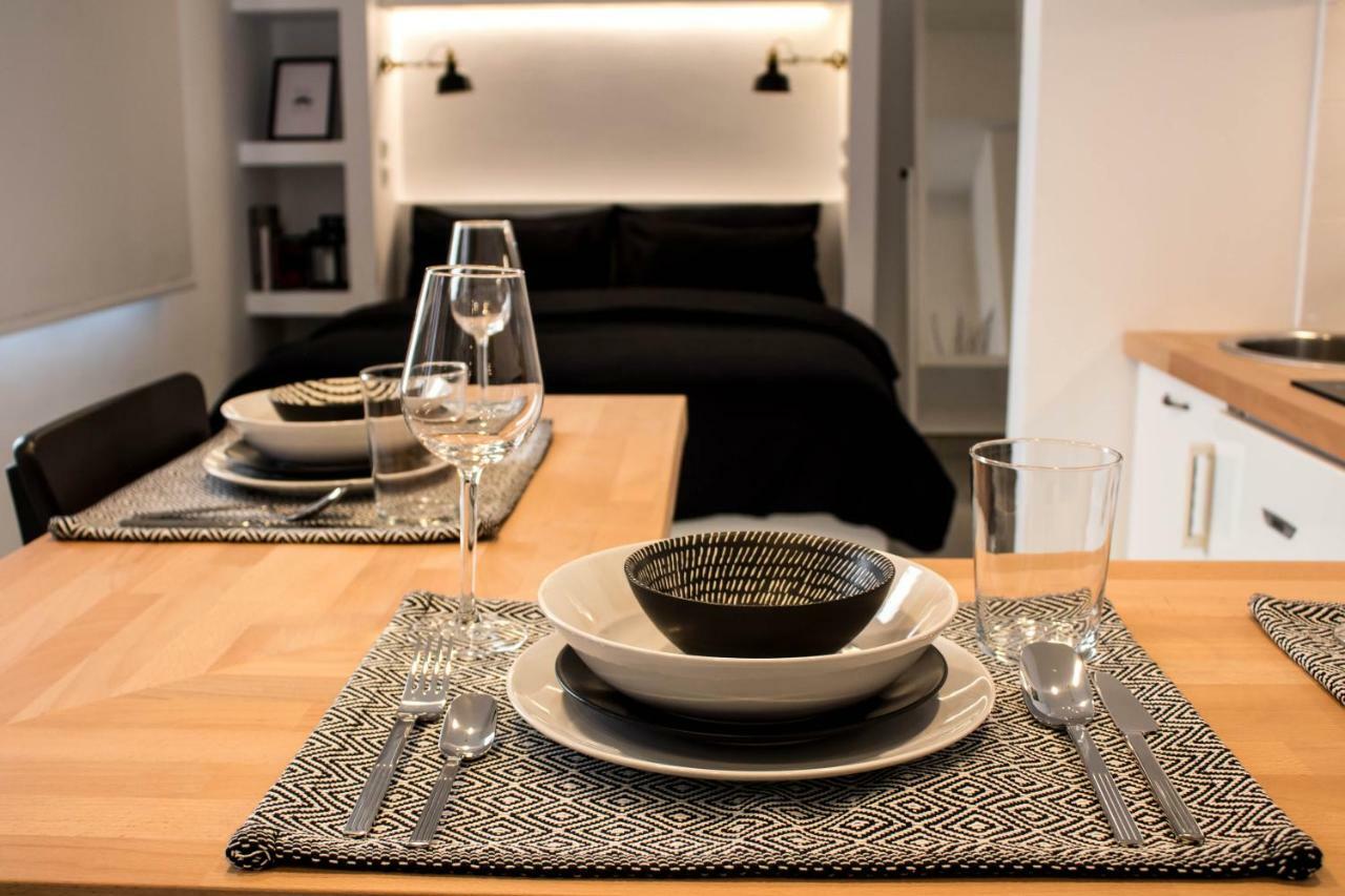 Super Stylish Apartments In Syntagma Square! Atenas Exterior foto