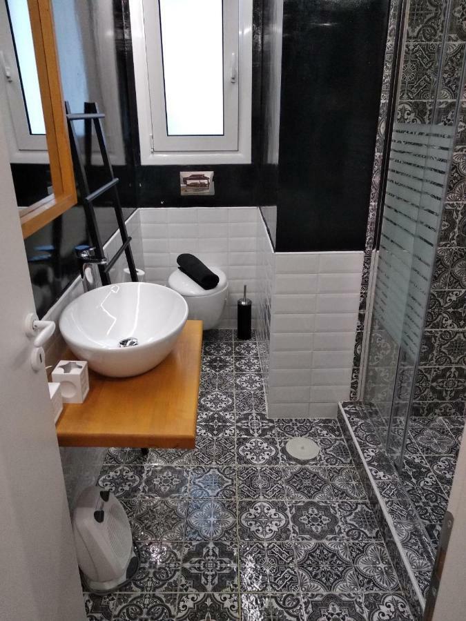 Super Stylish Apartments In Syntagma Square! Atenas Exterior foto