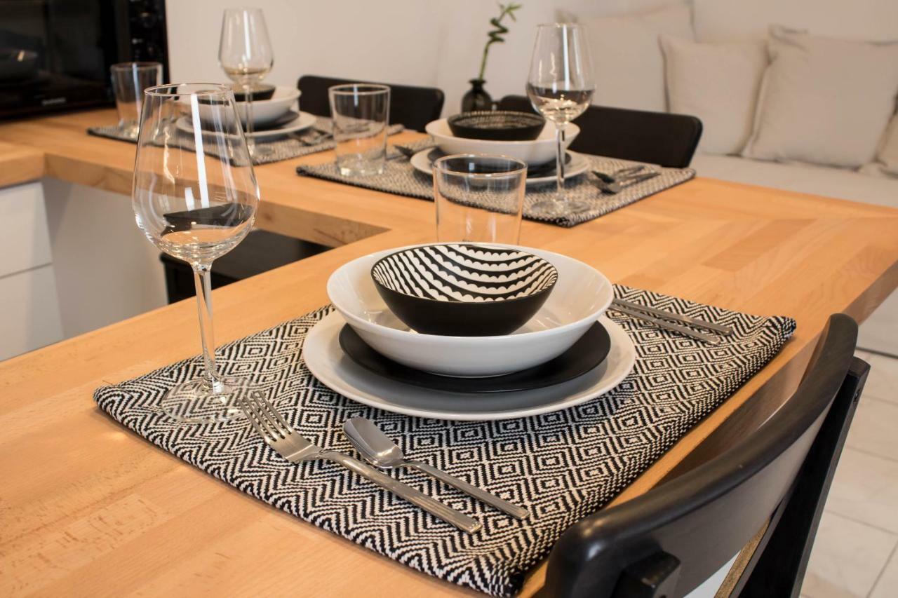 Super Stylish Apartments In Syntagma Square! Atenas Exterior foto