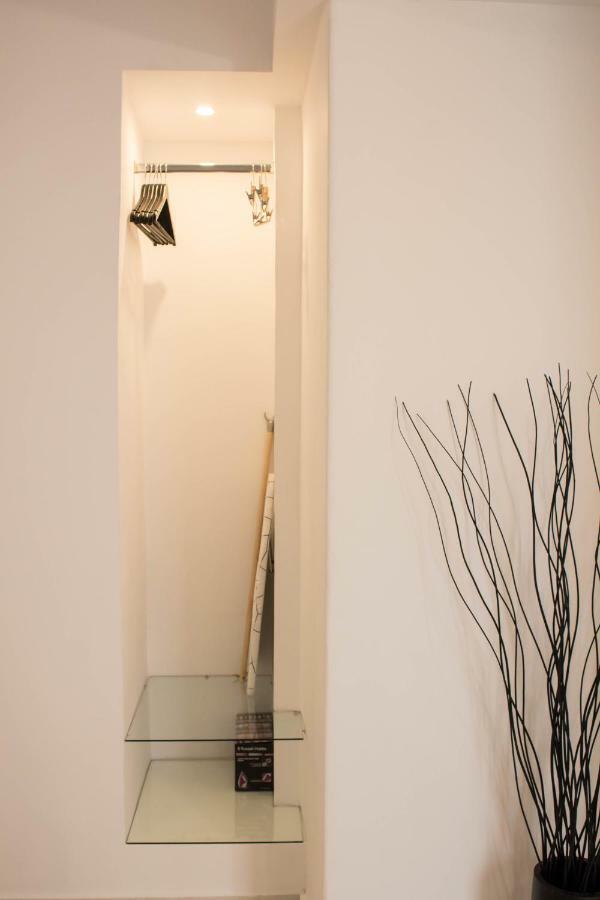 Super Stylish Apartments In Syntagma Square! Atenas Exterior foto